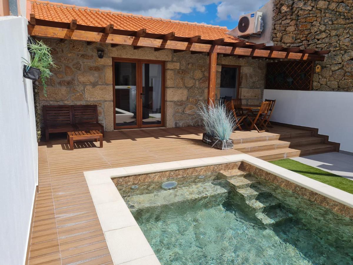 Casa Da Capela, Casas Bem Haja. Villa São Miguel de Acha Exterior foto