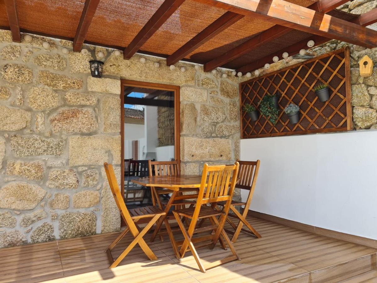 Casa Da Capela, Casas Bem Haja. Villa São Miguel de Acha Exterior foto